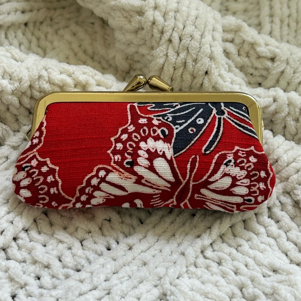 Red butterfly coin purse - Picture 2 of 6